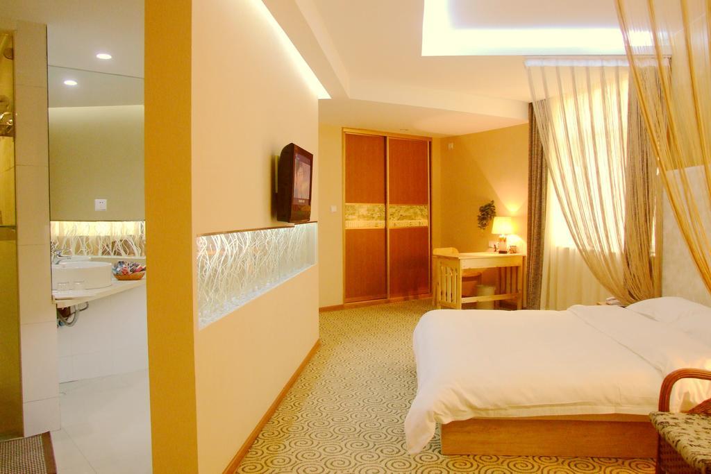 The Longemont Shenyang Hotel Exterior photo