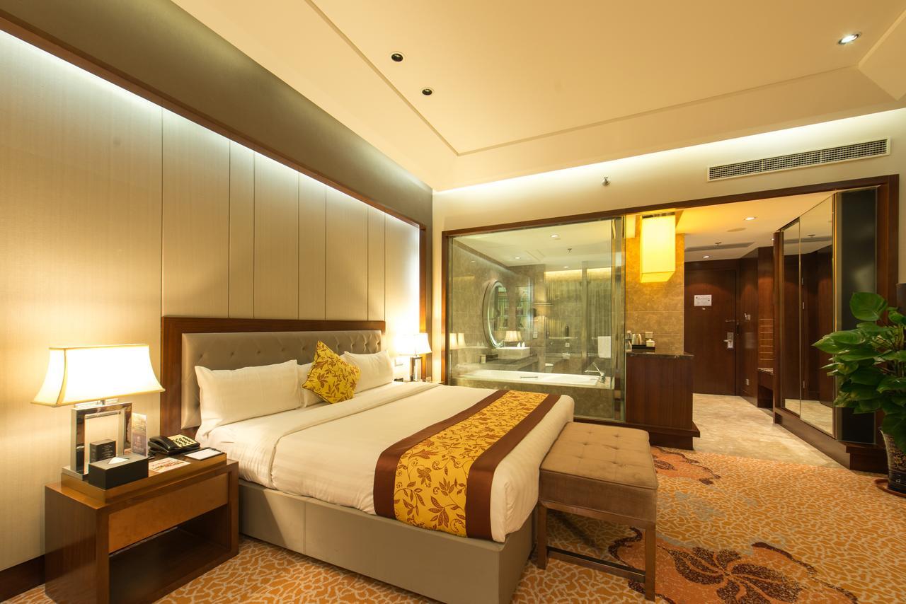 The Longemont Shenyang Hotel Exterior photo